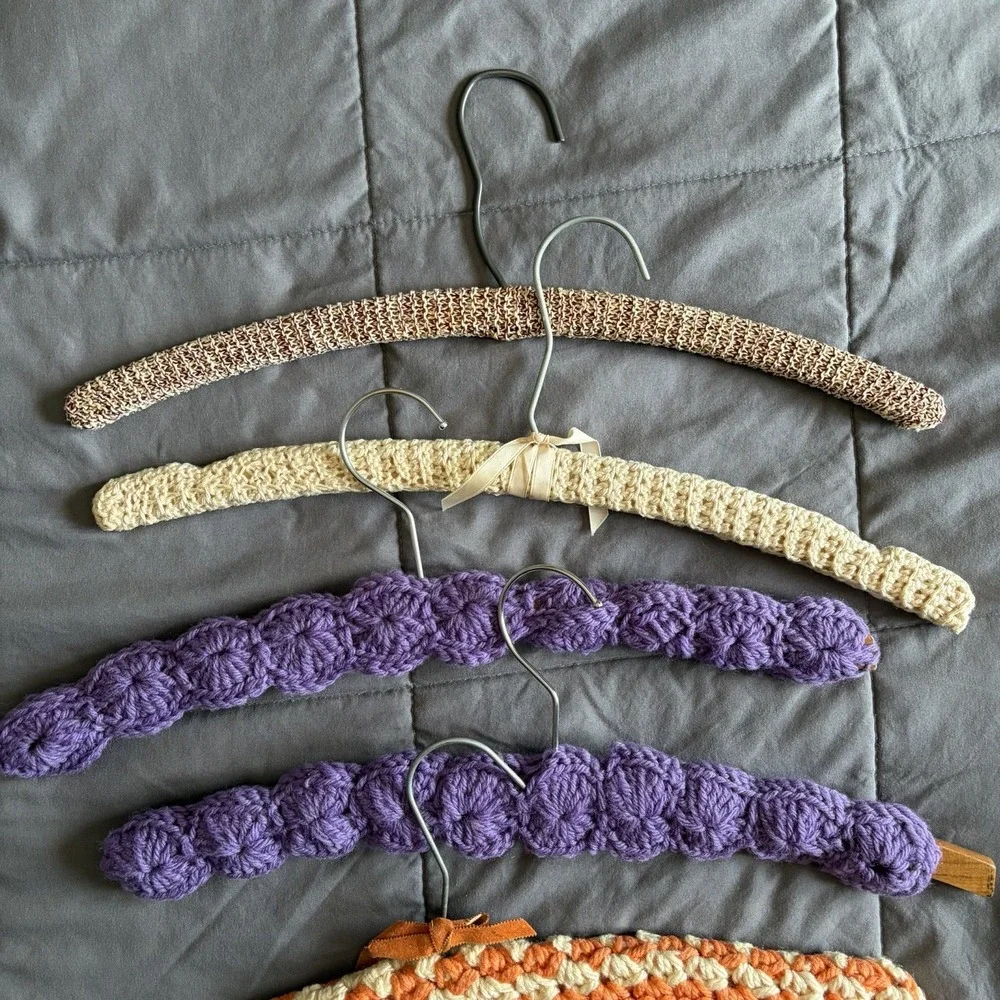 VTG Lot Of 5 Wooden Crochet Hangers 70s 60s Retro Cottagecore Country Grannycore